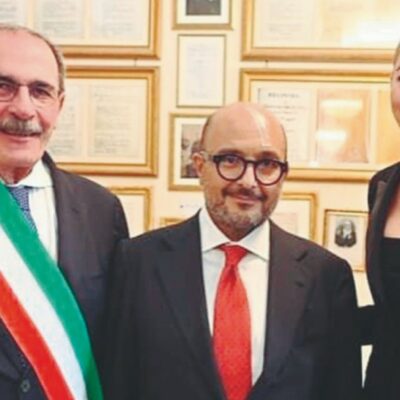 Copertina di “Ma chi li conosce?” Ora Pompei rinnega Gennaro Sangiuliano e Mariarosaria Boccia