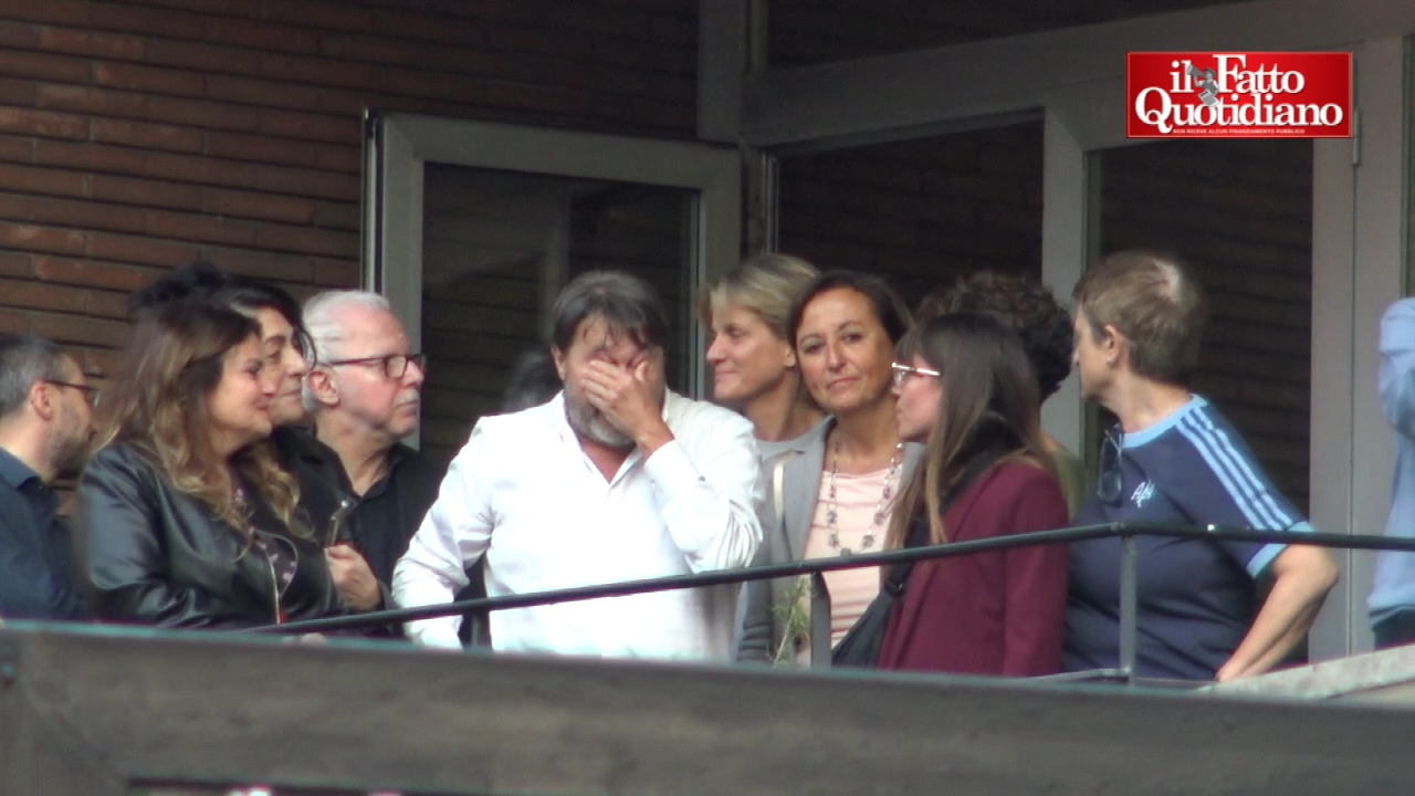 attentato a ranucci il presidio alla rai noi la tua scorta lui si commuove fnsi ora norme contro le querele temerarie