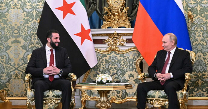 Mosca e Damasco nemiche-amiche: dopo 13 anni su fronti opposti, un ex qaedista ha varcato la soglia del Cremlino