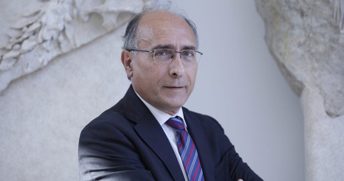favori in cambio di soldi e tessere di fdi arrestato consigliere regionale del lazio indagato pure l8217assessore ai rifiuti