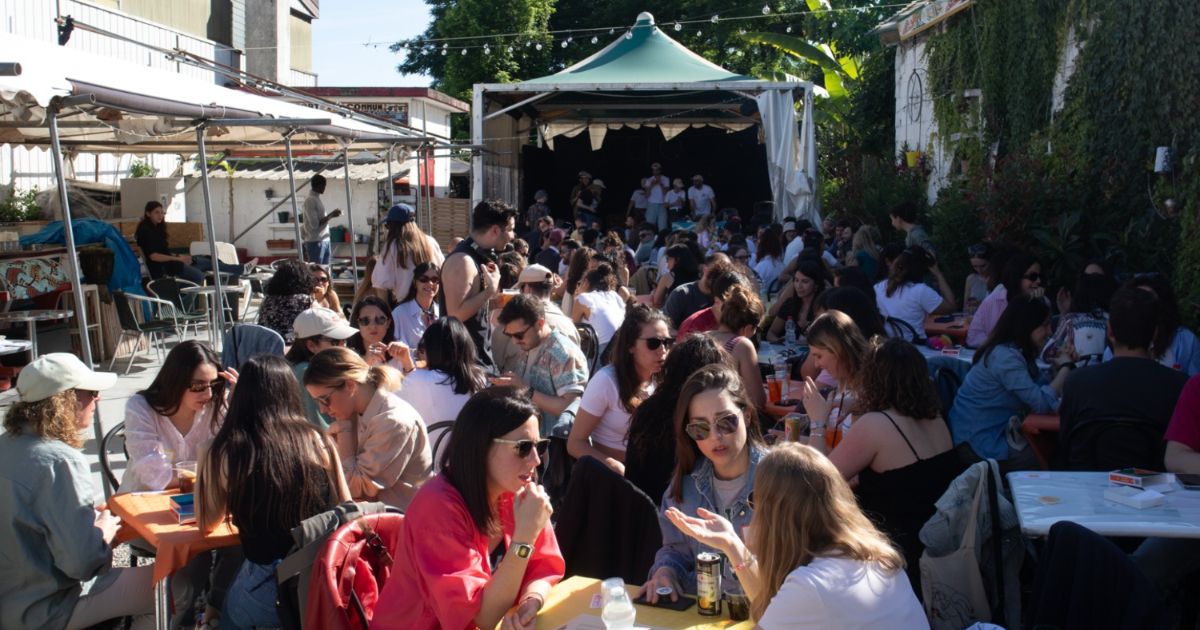A Milano il torneo di Burraco per una socialità fuori dalle logiche di consumo: “Servono luoghi di aggregazione” A Milano il torneo di Burraco per una socialità fuori dalle logiche di consumo: “Servono luoghi di aggregazione”