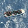 Copertina di Unicef: “Donna incinta morta e bimbi dispersi al largo di Lampedusa”