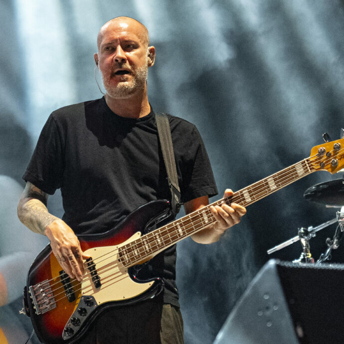 È morto Sam Rivers, bassista e membro fondatore dei Limp Bizkit. La band addolorata: “Era pura magia, la calma nel caos, l’anima nel suono”