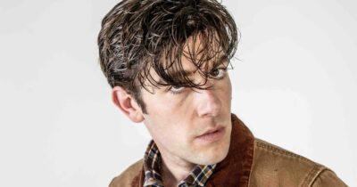 Copertina di “La nostra vita è stata stravolta. Vedere papà fragile mi ha dato la forza di non avere paura della sua morte”: Edoardo Purgatori ricorda il padre Andrea