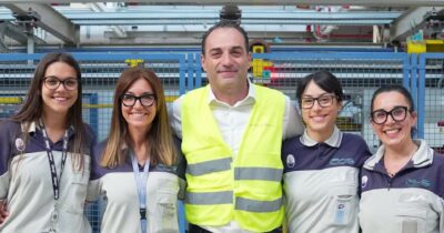 Copertina di Stellantis, oggi Filosa faccia a faccia con i sindacati con la prospettiva ‘vedremo’