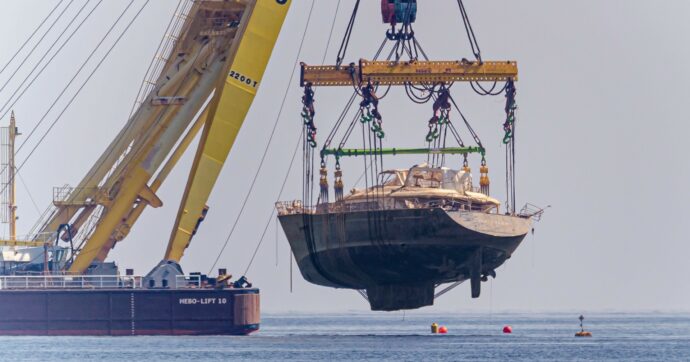 “Naufragio nato da una relazione extraconiugale”