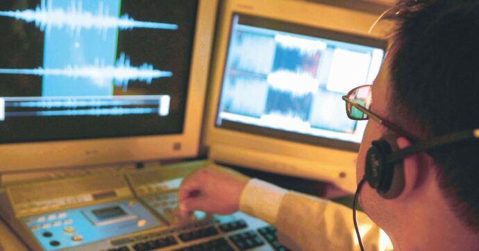 Vertici 007 dai pm: “Non abbiamo spiato i giornalisti”