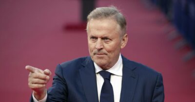 Copertina di La moglie, il riassunto e sei mesi di scrittura: manie da fuoriclasse