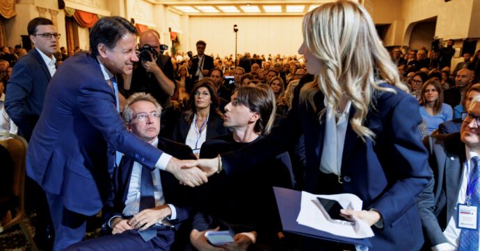 Roma, nasce il centro dei sindaci: Conte va, Renzi no e rosica. L’iniziativa di Onorato con Salis e Manfredi