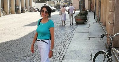 Copertina di Alassio, bidella colpita da una finestra a scuola muore tre giorni dopo: aperto fascicolo per omicidio colposo