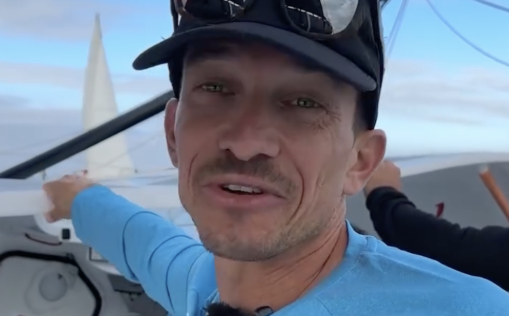 i primi due giorni non riuscivo a stare in piedi ero sdraiato per terra a vomitare avevo voglia di morire mi piace mettermi in situazioni in cui soffro mathieu blanchard parte per la regata transat caf233 l8217or
