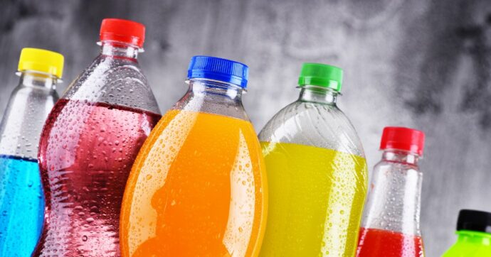 “Occhio alle bevande ‘light’: danneggiano il fegato più di quelle zuccherate”. Il nuovo studio