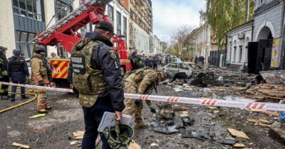 Copertina di Ucraina, Jeffrey Sachs: “Il modo per finire la guerra rimane uno solo: rinuncia alla Nato”