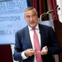 Copertina di Manovra, Gimbe: “Ai sanitari le briciole, ma il governo investe in difesa”. I medici del settore pubblico in stato di agitazione