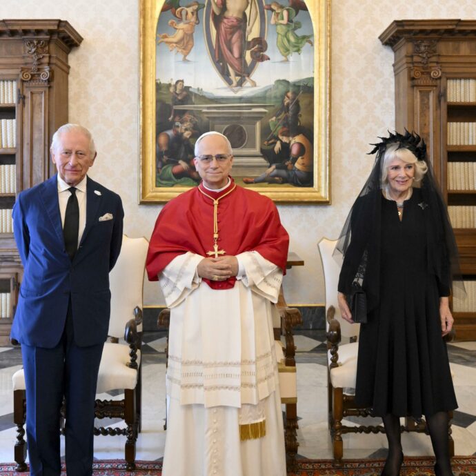 La preghiera di Re Carlo III con papa Leone nella cappella Sistina: ecco perché è storica