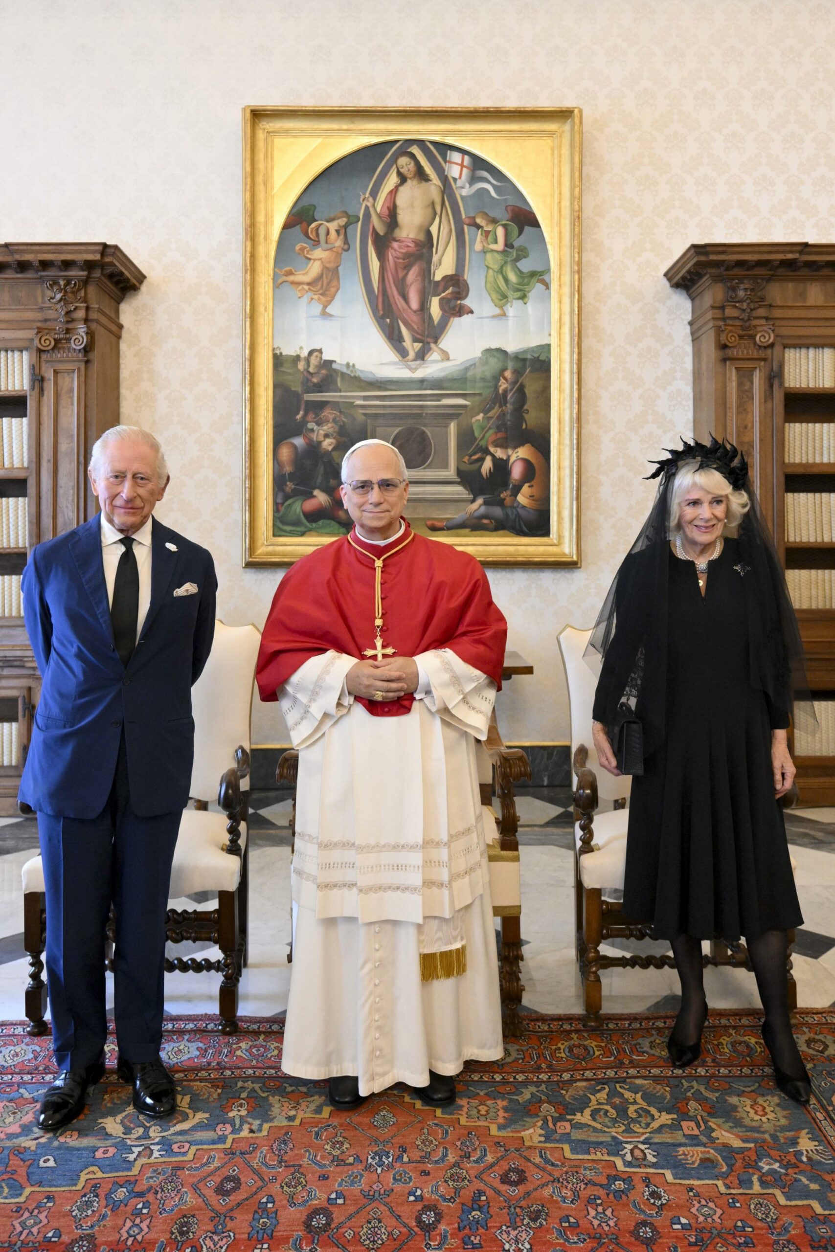 La preghiera di Re Carlo III con papa Leone nella cappella Sistina: ecco perché è storica La preghiera di Re Carlo III con papa Leone nella cappella Sistina: ecco perché è storica