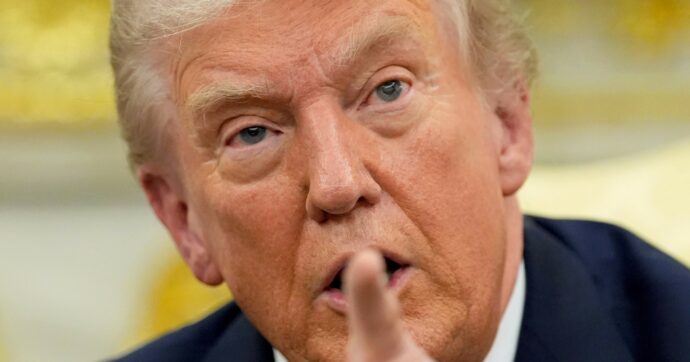 Trump autorizza sanzioni sul petrolio russo. È la prima vera minaccia  di Donald a Mosca