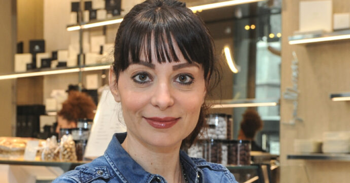 Si dimette l’assessora lombarda al Turismo Barbara Mazzali. Al suo posto Debora Massari, la figlia del pasticciere Iginio