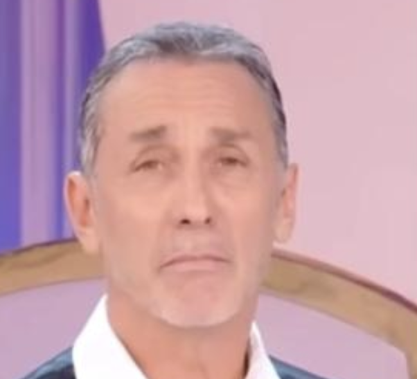mi hanno teso una trappola ci attirarono a casa di questa ragazza lei e la sua amica ci offrirono vino con dentro sostanze e c8217era un paparazzo pronto a scattare il racconto di daniel ducruet