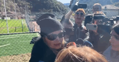 Copertina di Femminicidio Genini, l’amica al funerale: “Non è scattato il codice rosso dopo la denuncia, basta un minuto per uccidere una donna”