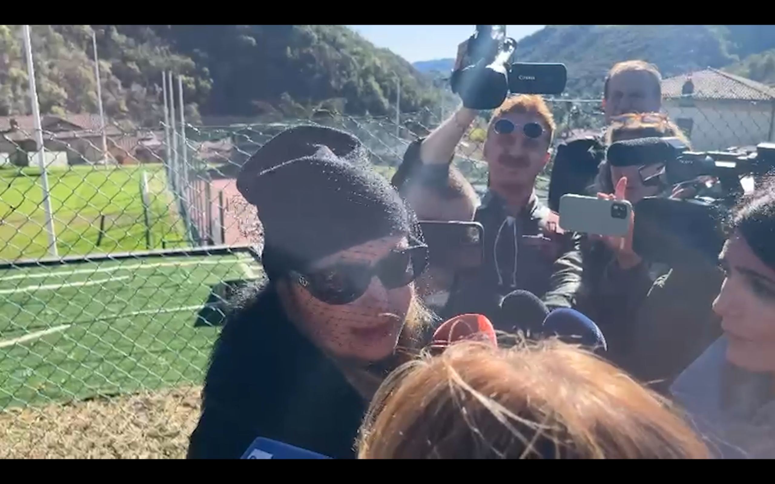 femminicidio genini l8217amica al funerale non 232 scattato il codice rosso dopo la denuncia basta un minuto per uccidere una donna