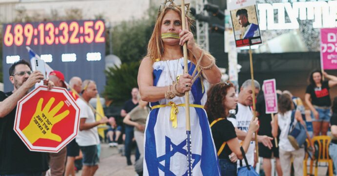 “In Israele è vietato parlare di genocidio. Non c’è democrazia”: intervista al docente di Tel Aviv Daniel Bar-Tal