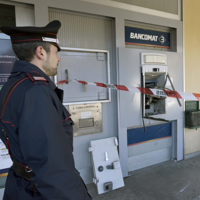 Stornara, il paese nel Foggiano senza più sportelli bancomat: tutti fatti esplodere