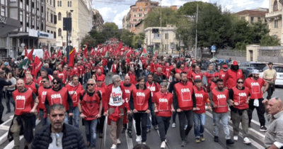 Copertina di "Il riarmo non risolve i problemi dell'Europa". "No all'economia di guerra, ci rimettono le persone": i lavoratori in piazza contro la manovra