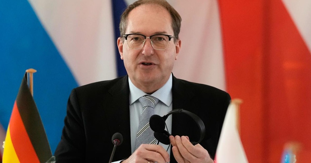 La Germania vuole insegnare a scuola come prepararsi alla guerra. Linke e Afd concordano: “Si alimenta il panico” La Germania vuole insegnare a scuola come prepararsi alla guerra. Linke e Afd concordano: “Si alimenta il panico”