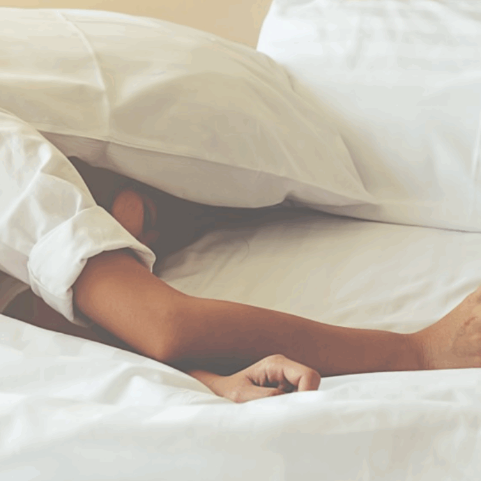 “Il cambio d’ora ha effetti psicologici e fisici ben documentati. Ecco quali sono e come affrontarli”: i consigli dell’esperto