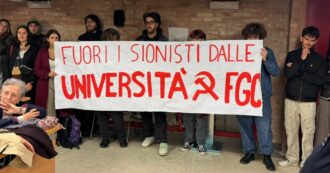Venezia, attivisti pro Pal protestano e interrompono un incontro di Sinistra per Israele all’università. Fiano: “Scioccato”