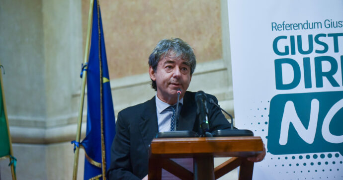 Berlusconi “perseguitato” dai pm? Il capo dell’Anm non nega. Le toghe si infuriano e lui ritratta: “Non ci sono le prove”