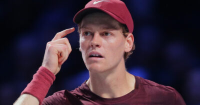 Copertina di Sinner contro i tornei dello Slam: “Chiediamo un contributo equo per sostenere tutti i giocatori, come pensioni e assistenza sanitaria”