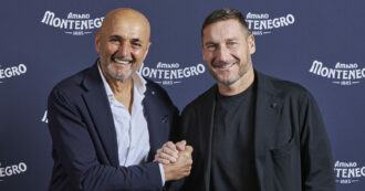 Spalletti verso la Juve, Totti scherza e conferma: “Sono un bel binomio. Ma ancora non si sa, magari trova il casello chiuso” | Video
