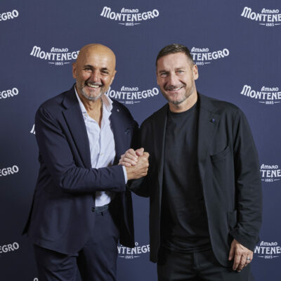 Copertina di Spalletti verso la Juve, Totti scherza e conferma: “Sono un bel binomio. Ma magari trova il casello chiuso” | Video