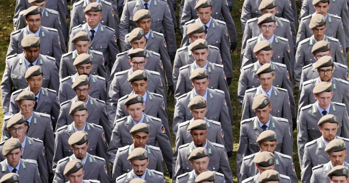 Riarmo, in Germania tornano alla Difesa 200 proprietà militari destinate a uso civile: bloccate le riconversioni delle strutture Riarmo, in Germania tornano alla Difesa 200 proprietà militari destinate a uso civile: bloccate le riconversioni delle strutture