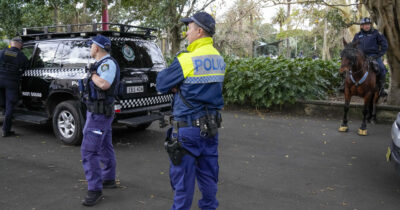 Copertina di L’Australia deporta nell’isola di Nauru 358 migranti irregolari. Accordo trentennale da 2,5 miliardi di dollari