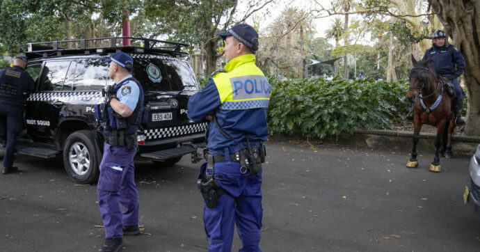 L’Australia deporta nell’isola di Nauru 358 migranti irregolari. Accordo trentennale da 2,5 miliardi di dollari