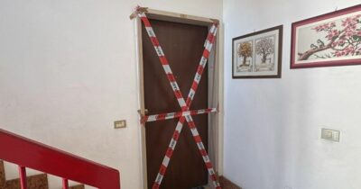 Copertina di Verona, uccide la compagna a coltellate: si era liberato del braccialetto elettronico. Aveva violentato la sorella della vittima