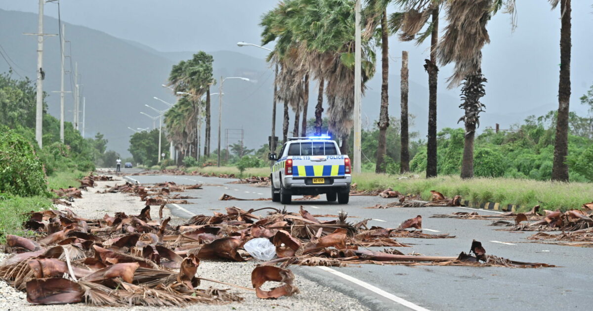 L’urugano Melissa tocca terra a Cuba dopo aver devastato la Giamaica: 4 ospedali danneggiati. Finora almeno 7 vittime L’urugano Melissa tocca terra a Cuba dopo aver devastato la Giamaica: 4 ospedali danneggiati. Finora almeno 7 vittime