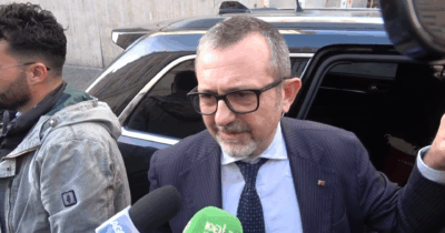 Copertina di Separazione carriere, Delmastro risponde a La Russa: “Vale la pena andare fino in fondo. Maretta in maggioranza? È la vostra speranza”