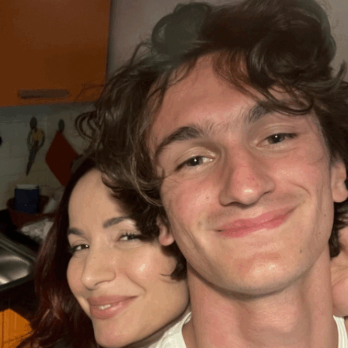 È morto il fratello di Andrea Delogu, il 18enne deceduto in un incidente in moto. Il legame raccontato sui social: “È il più bello del mondo”