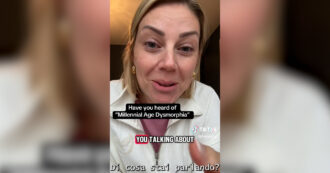 Copertina di “Sono convinta di non invecchiare, di essere sempre figa e giovane. Ma ho fatto un post e chiesto ‘quanti anni mi date?’, la risposta mi ha scioccata”: lo sfogo di una tiktoker