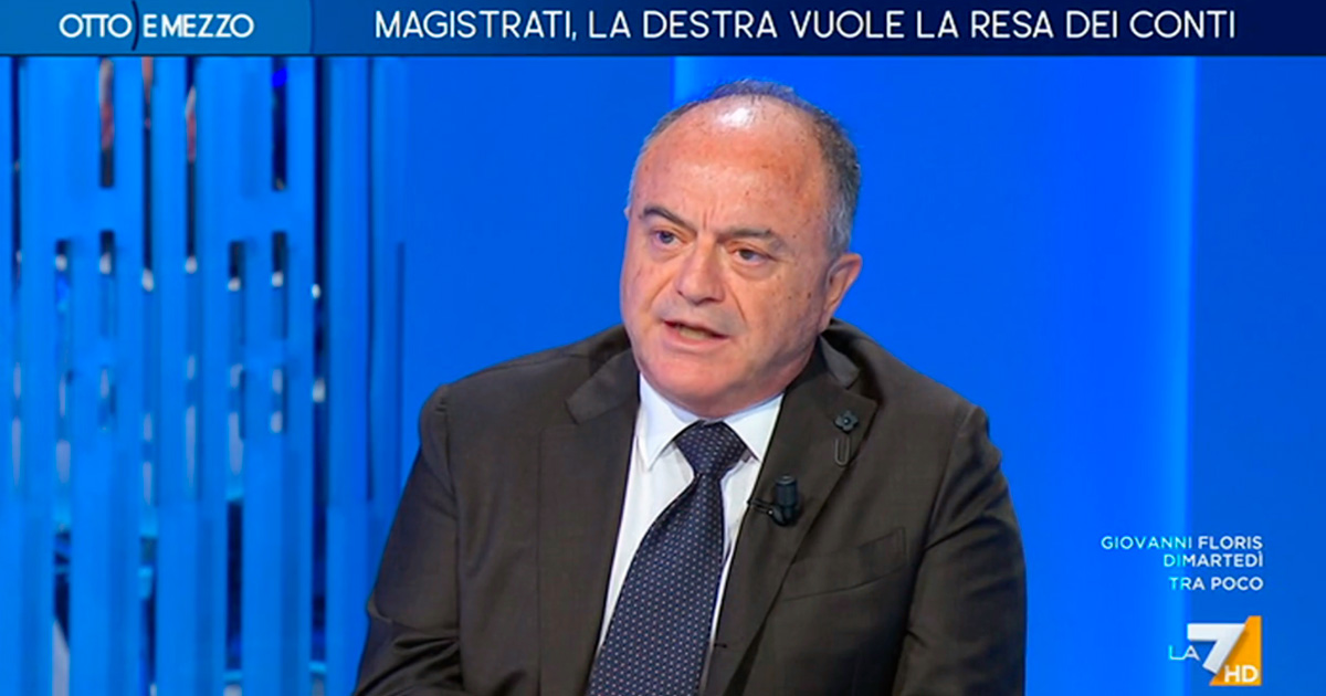 Gratteri a La7: “Il governo sta demolendo il codice di procedura penale pur di non farci arrivare ai colletti bianchi” Gratteri a La7: “Il governo sta demolendo il codice di procedura penale pur di non farci arrivare ai colletti bianchi”