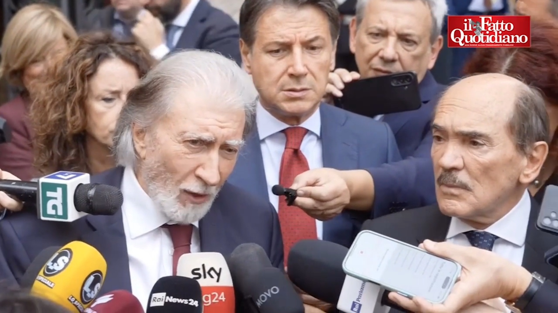 Scarpinato: “Col referendum gli italiani dovranno scegliere tra Dell’Utri e la magistratura che difende la Costituzione” Scarpinato: “Col referendum gli italiani dovranno scegliere tra Dell’Utri e la magistratura che difende la Costituzione”