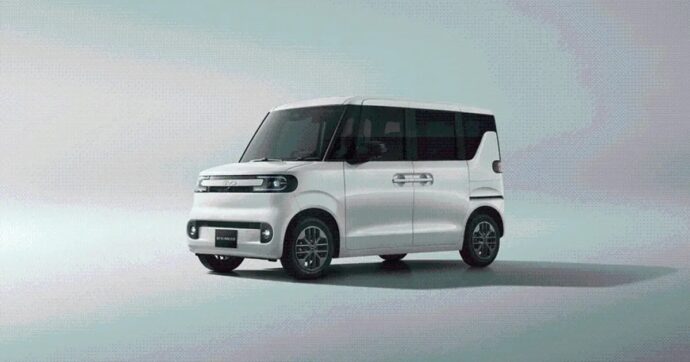 BYD Racco, la piccola che osa. La Cina sfida il Giappone sul terreno delle kei car