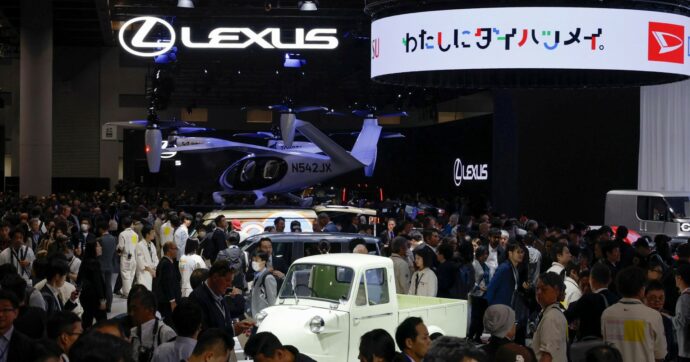 Il Sol Levante, tra orgoglio  e inquietudine:  la Cina incombe