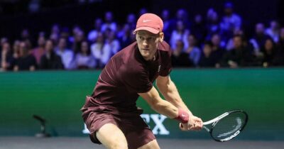 Copertina di Sinner batte Cerundolo a Parigi e vola ai quarti contro Shelton. Poi l’ammissione a fine match