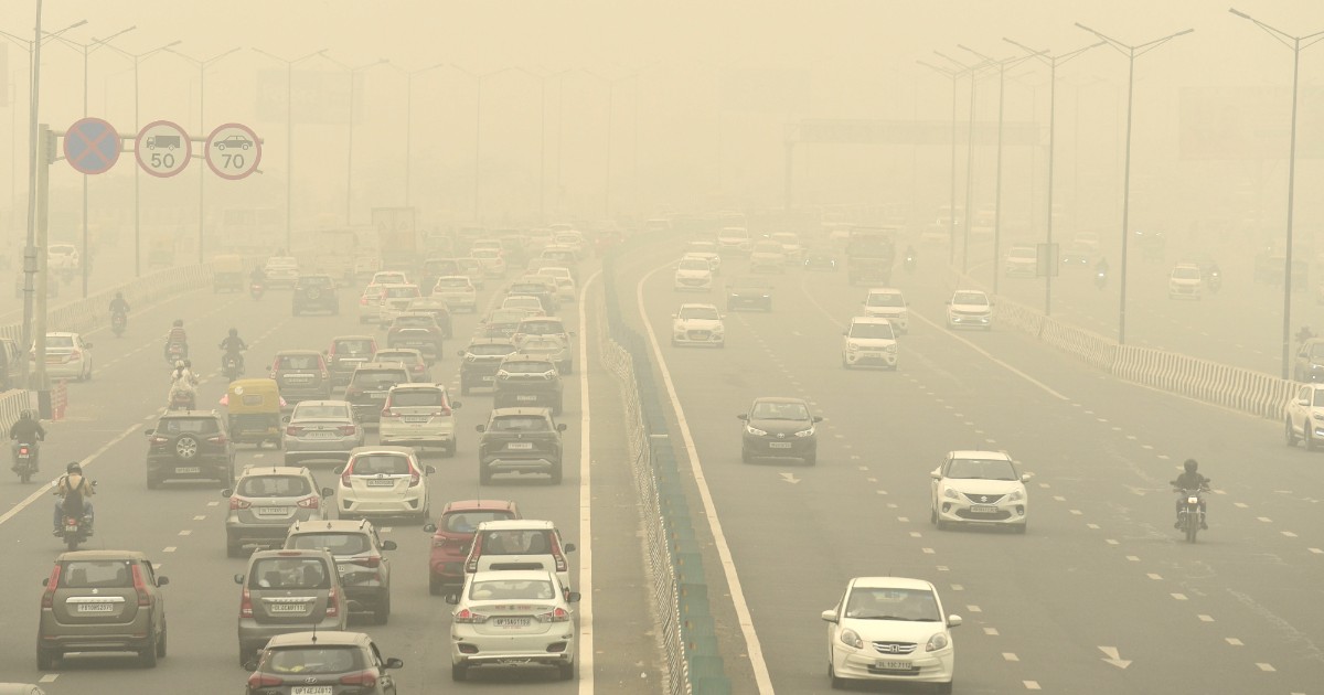 Inseminazione delle nuvole per combattere l’aria irrespirabile di Nuova Delhi. L’ultimo esperimento indiano contro lo smog Inseminazione delle nuvole per combattere l’aria irrespirabile di Nuova Delhi. L’ultimo esperimento indiano contro lo smog