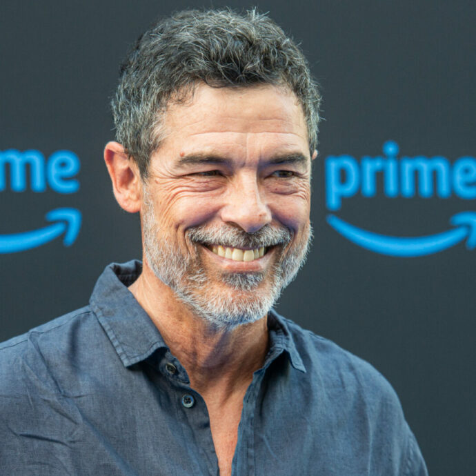 “Mio padre mi ha salvato la vita prima col servizio militare poi a teatro. Ero aggressivo, non andavo a scuola, non aiutavo”: così Alessandro Gassmann